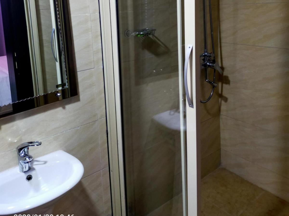 เดอะ เบคเคท สวีท Hotel อาบูจา ภายนอก รูปภาพ